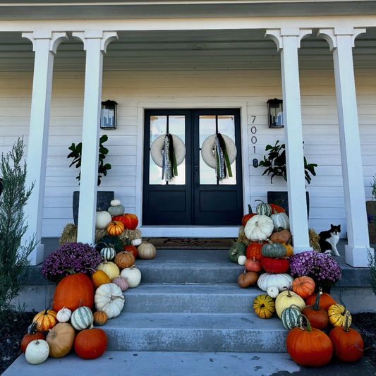 Medium Porch Pumpkin Setup (50+ Pumpkins)
